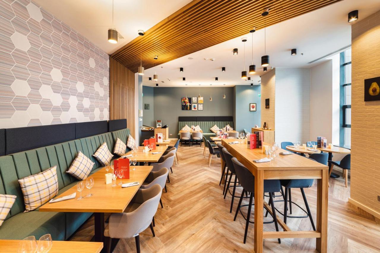 Holiday Inn Bucharest - Times, An Ihg Hotel מראה חיצוני תמונה