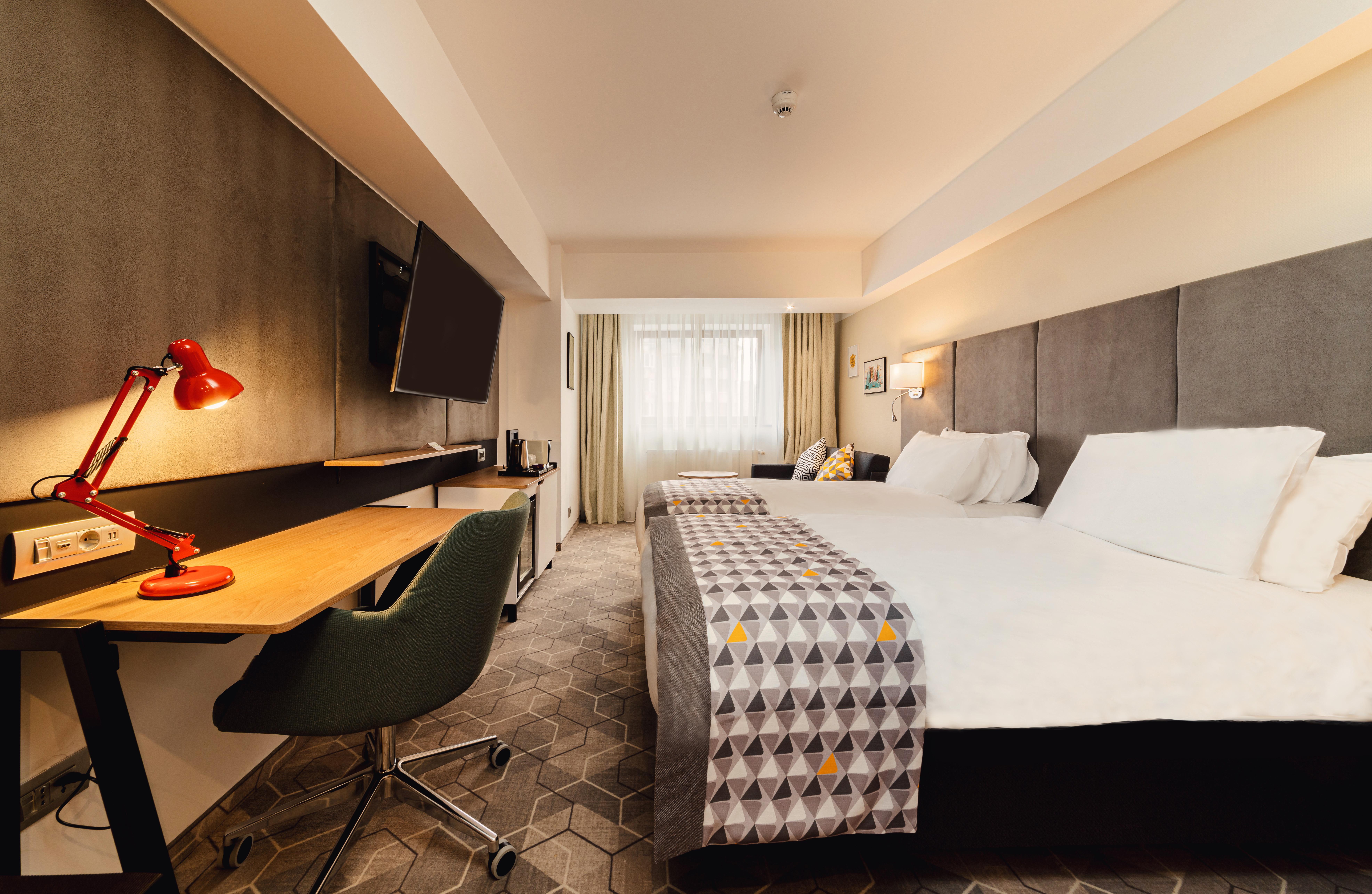 Holiday Inn Bucharest - Times, An Ihg Hotel מראה חיצוני תמונה