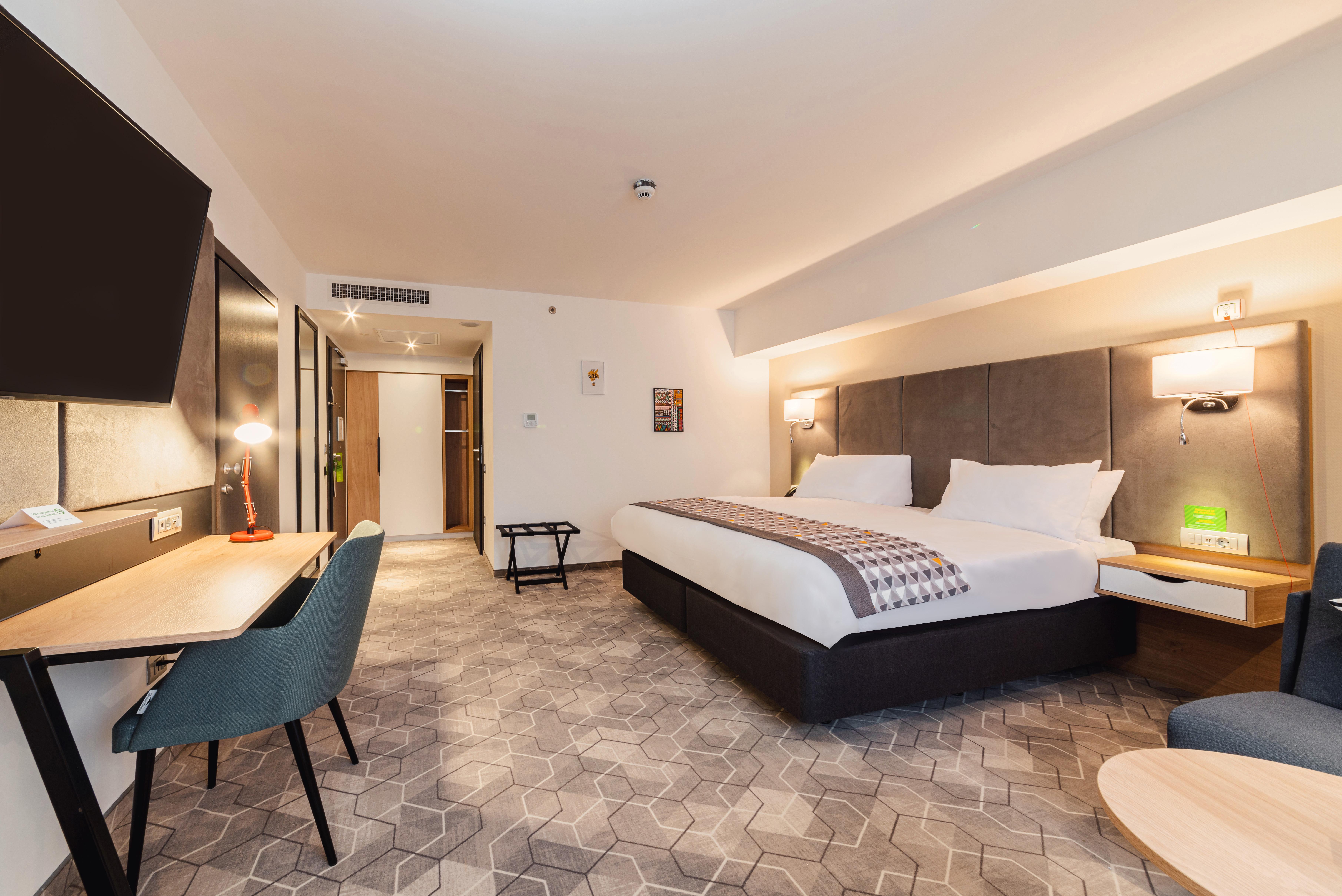 Holiday Inn Bucharest - Times, An Ihg Hotel מראה חיצוני תמונה