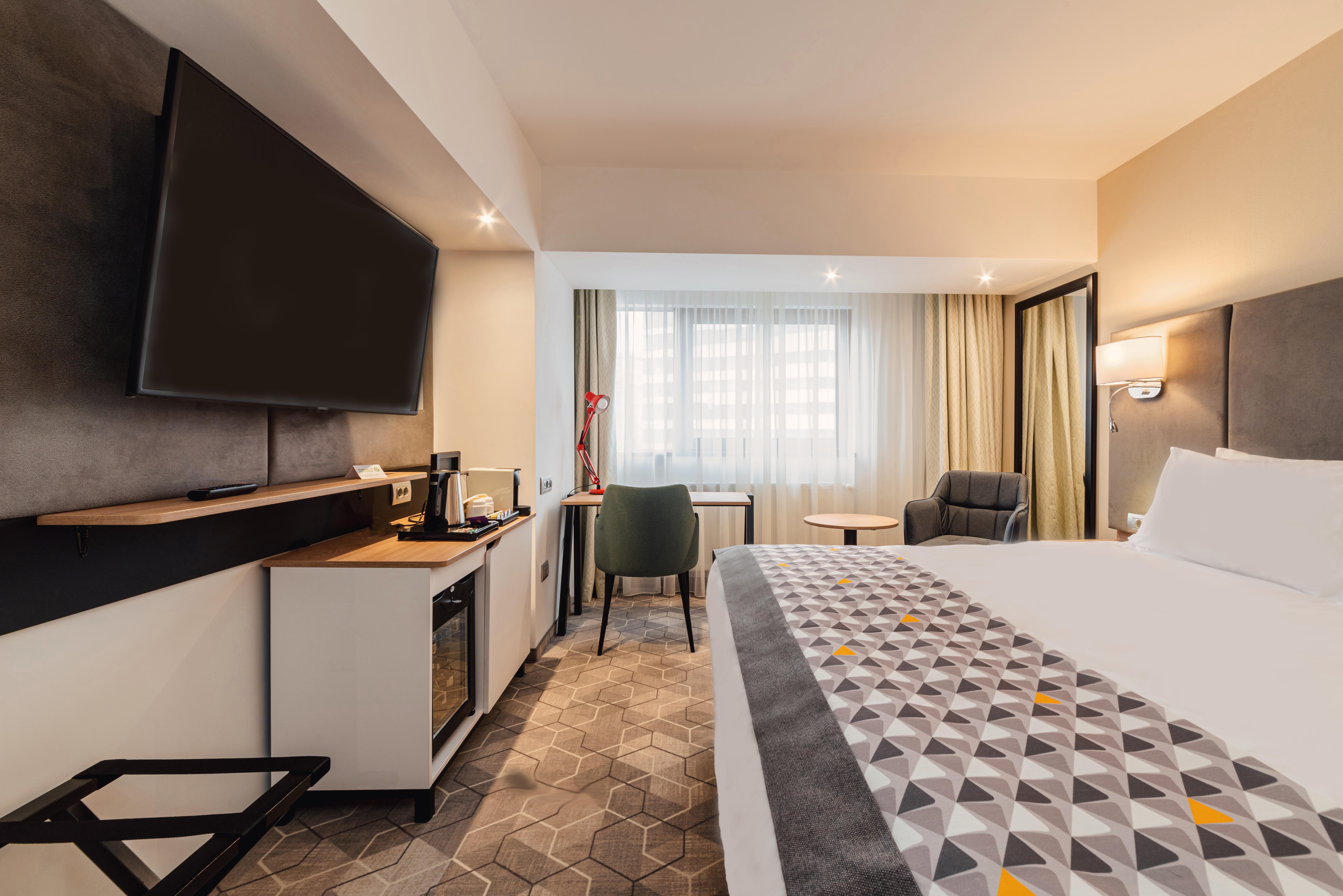 Holiday Inn Bucharest - Times, An Ihg Hotel מראה חיצוני תמונה