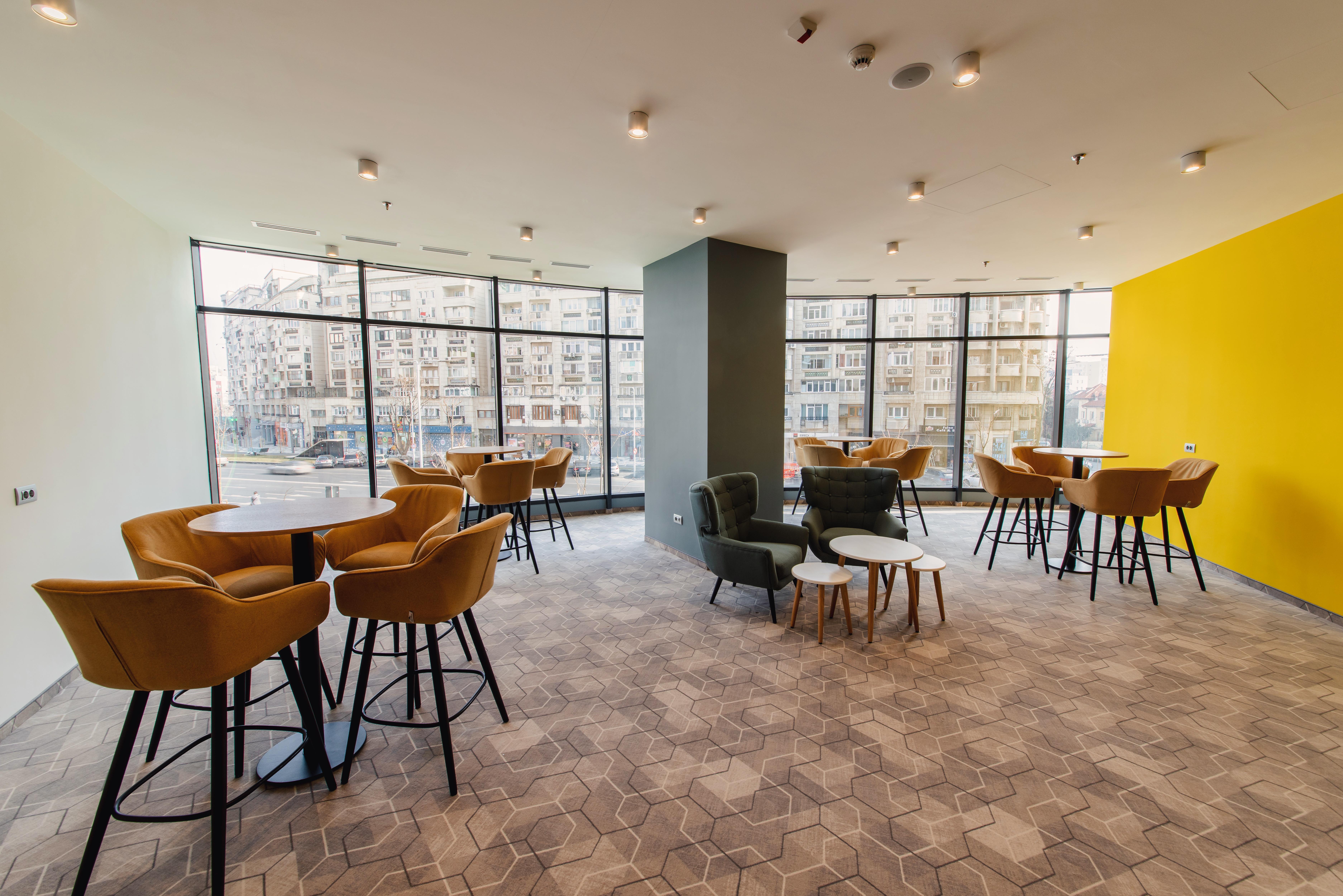 Holiday Inn Bucharest - Times, An Ihg Hotel מראה חיצוני תמונה
