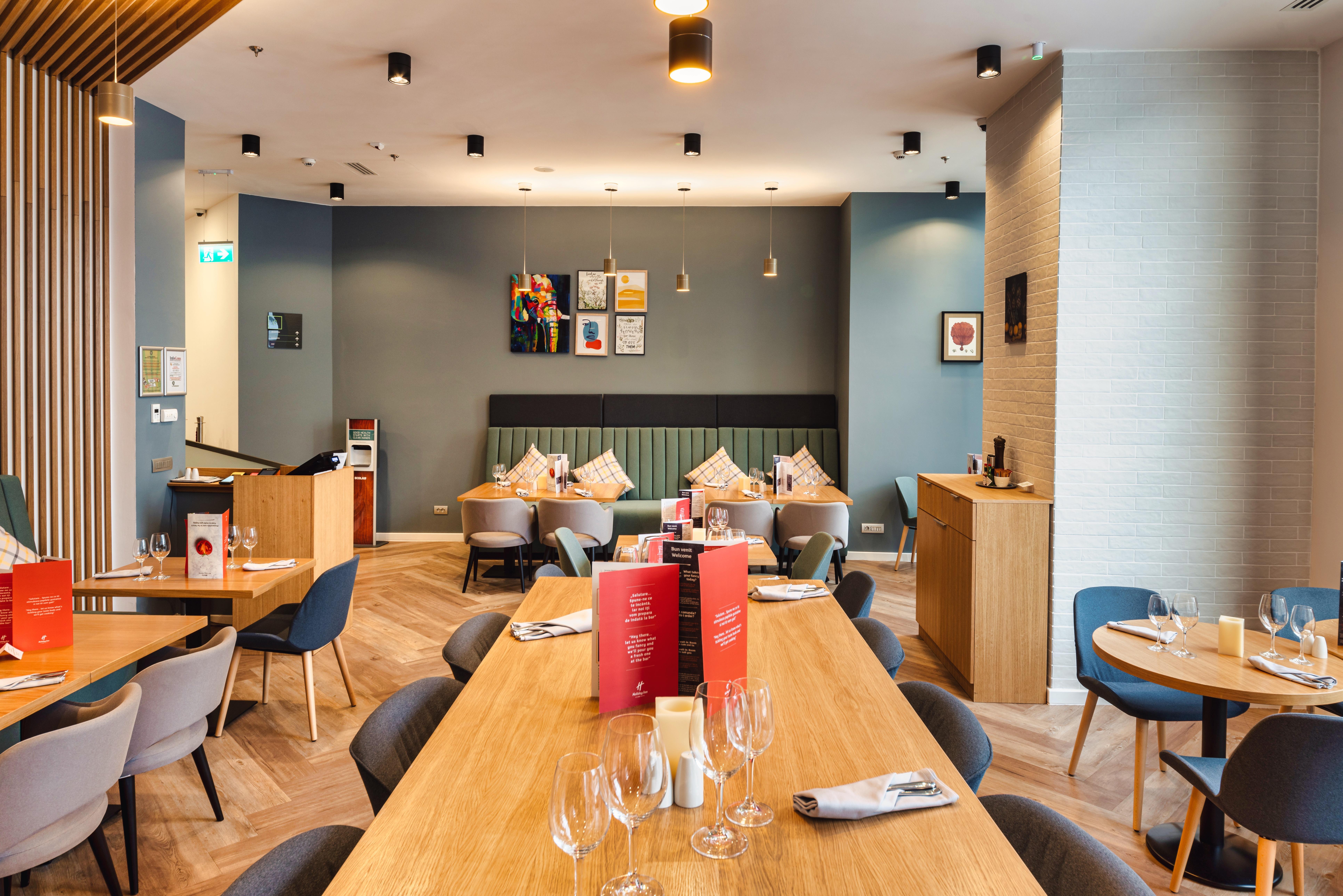 Holiday Inn Bucharest - Times, An Ihg Hotel מראה חיצוני תמונה